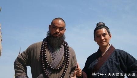 鲁智深人称花和尚,曾臂负千斤,为何世人又称他是“真罗汉”!