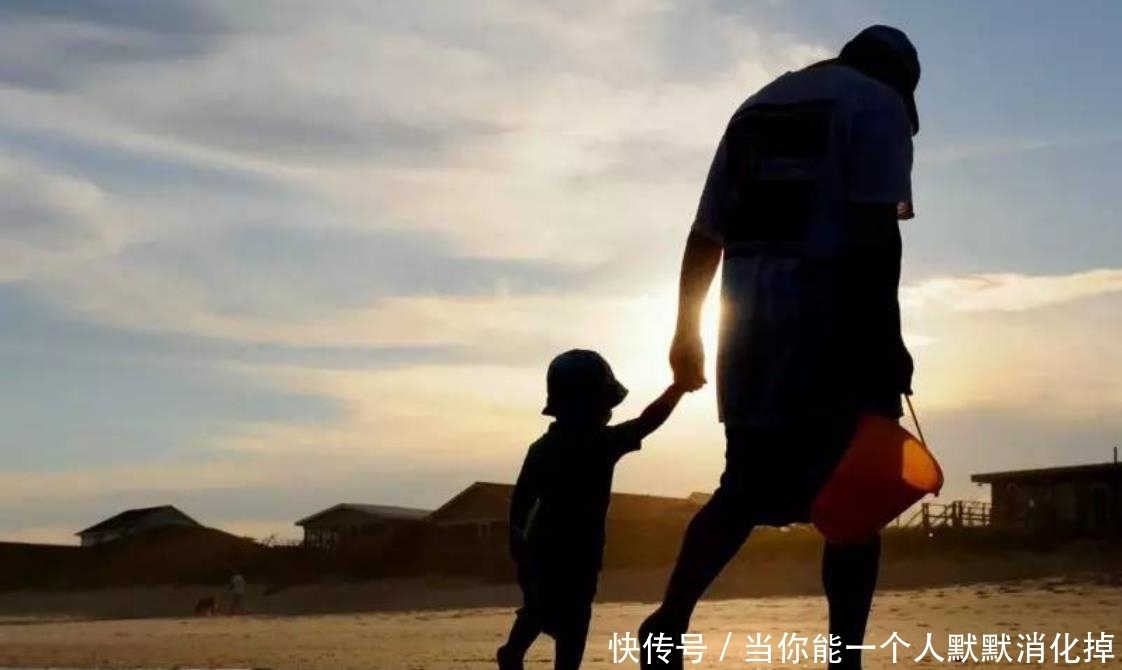 父亲在孩子的成长中起什么作用