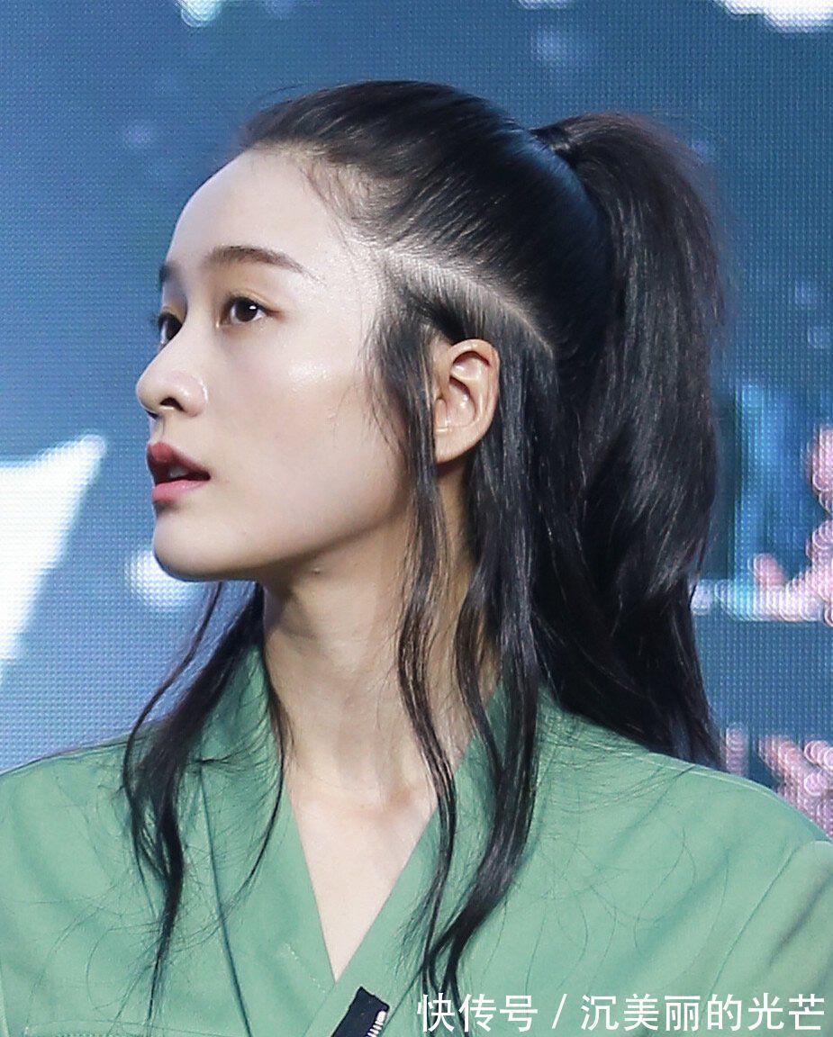 刘海|半扎半散发型有哪些?半马尾或半丸子都不错,时尚又甜美