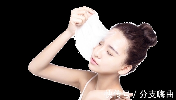 皮肤|水和乳液到底要“拍”or“涂”,用化妆棉效果更好?原来一直搞错