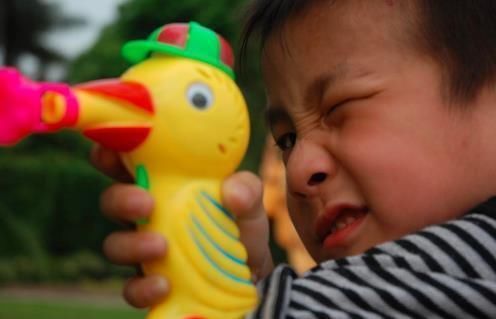 长大|这几类孩子多半是“假聪明”，长大很难有出息，家长要注意！