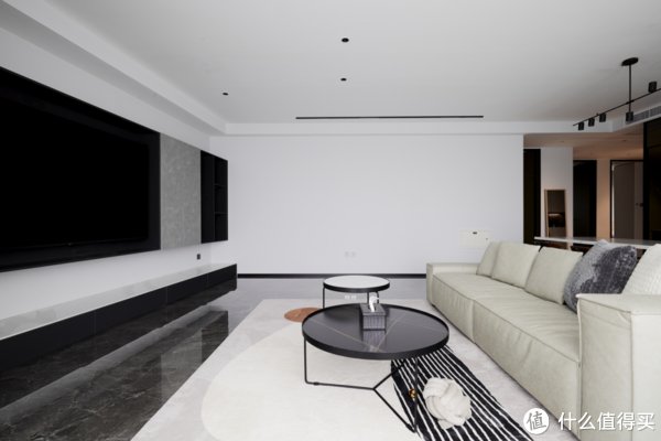 卫浴|绝！5口之家0杂物，只靠1扇门实现卫浴三分离