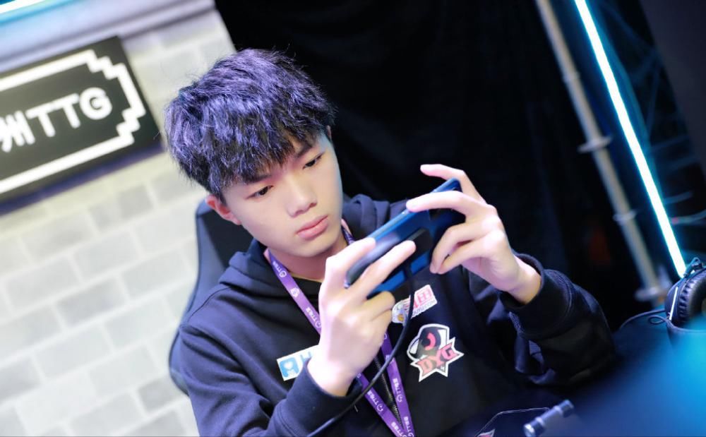 DYG久诚声称和清清没矛盾，别有用心的人带节奏，直指自己粉丝