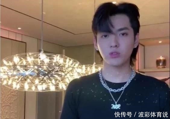 才说几个月脱口秀的李雪琴有望夺冠,可让别人笑的时候她心却在哭