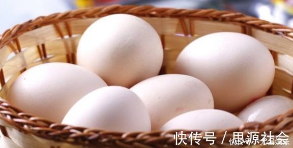 中老年人|出现高血压后还能吃鸡蛋吗吃完会使血压升高吗为健康不妨一看