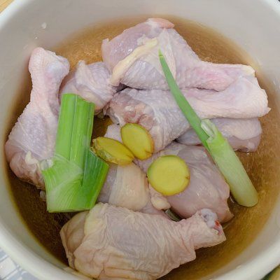 零厨艺也能做 孩子也爱吃的红烧鸡腿