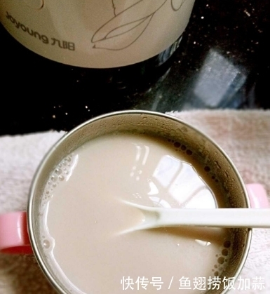 出渣|在家做豆浆,黄豆别只会用水泡!还需这一步,豆浆做好香浓不出渣