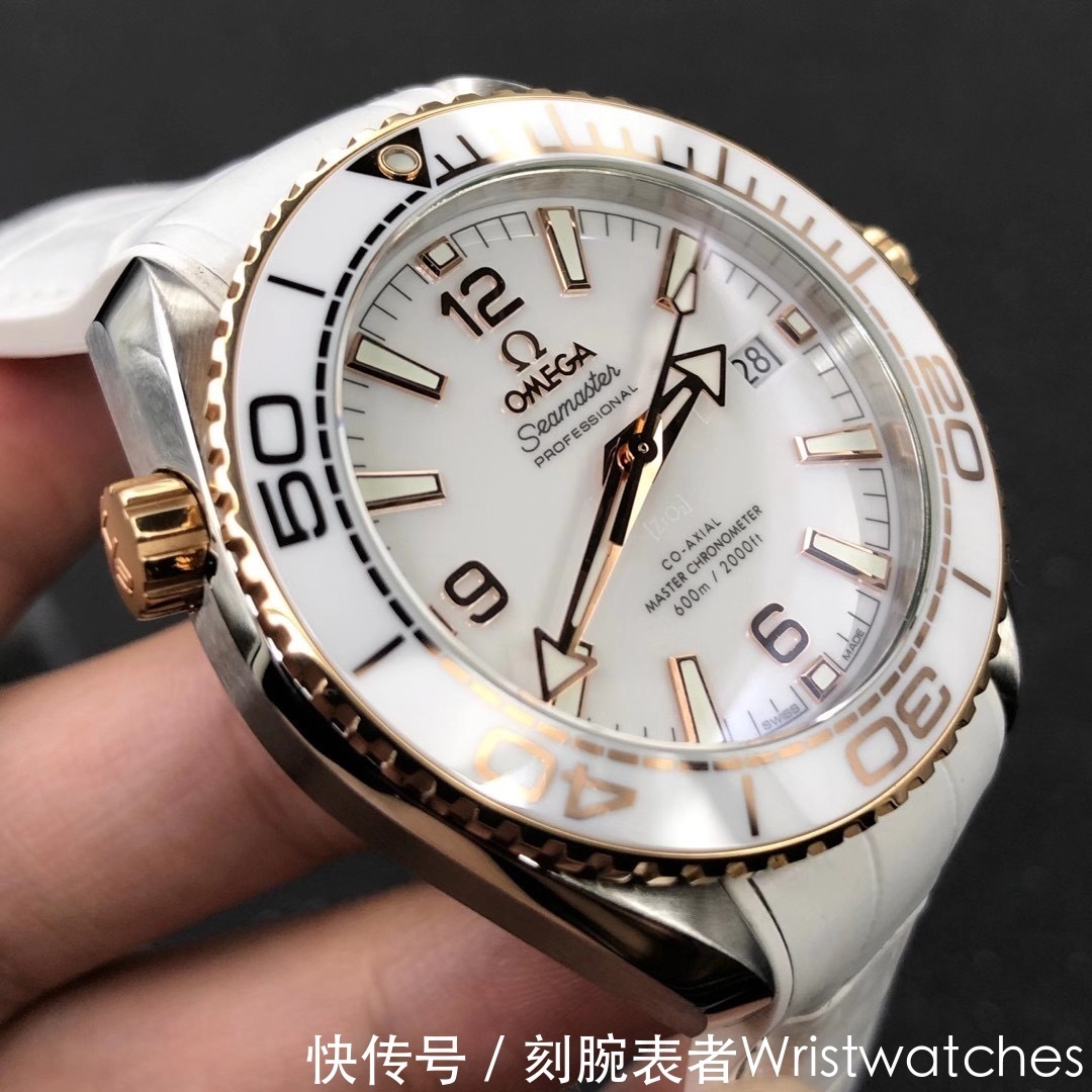 VS厂欧米茄海洋宇宙600米间玫瑰金「女士潜水表」深度评测!