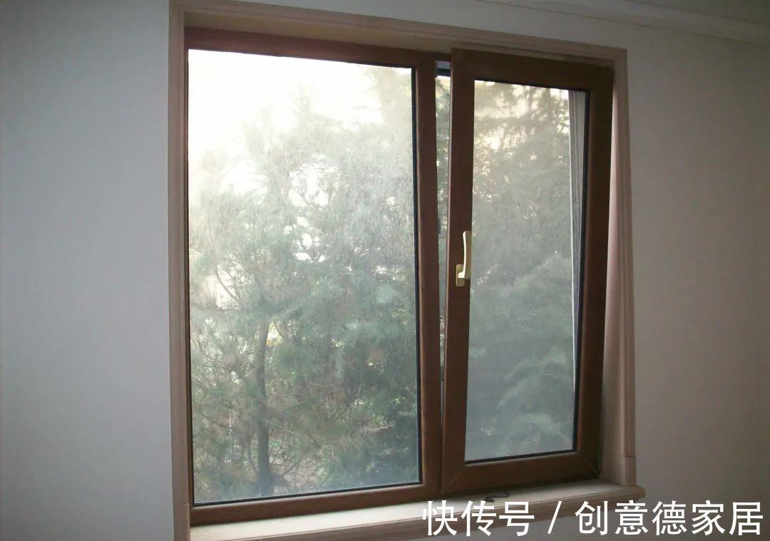 防火性|听完老店家的这番话才知道,原来阳台装这种窗户保暖又隔音!