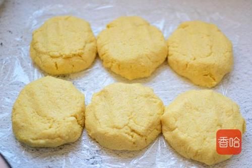 早餐就爱吃这饼，外壳酥脆内料香甜，每周做2次吃一口满嘴香