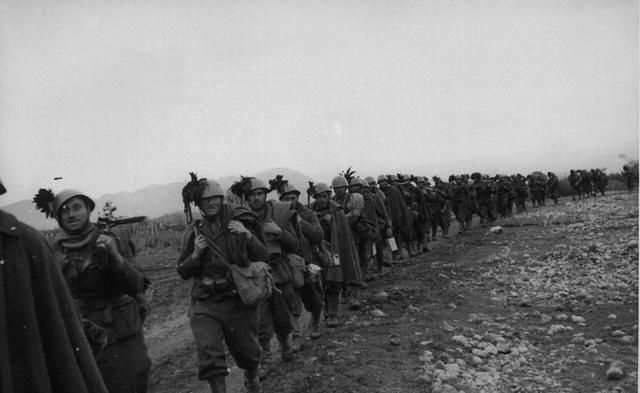 意大利|1943年苏联红军发动代号土星行动神坑意大利被歼灭12万人