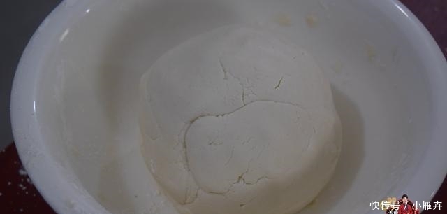 试试看|妈妈教我的紫薯糯米糍粑,做法和配方全在这里,你也做来试试看吧