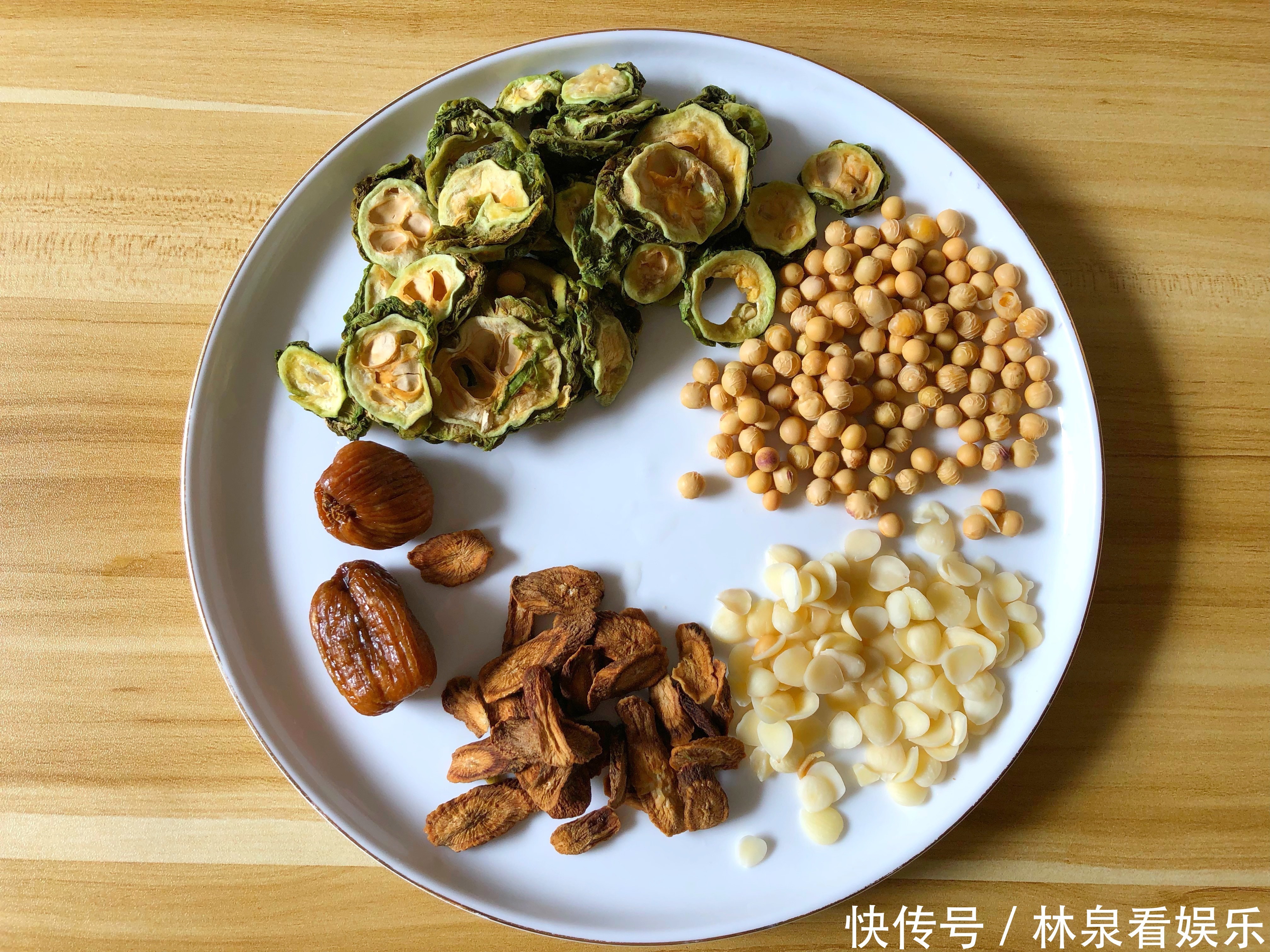 冬天,我家隔三差五做这汤,清热去火又滋补,家人超爱喝