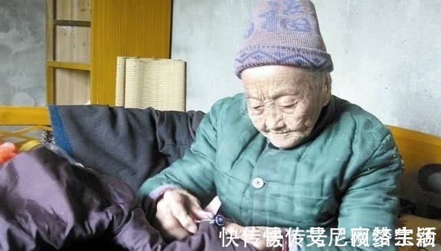 长生不老|105岁老人长寿的秘诀,除了抽烟还喝酒,但唯独这件事从来不做