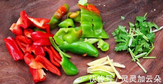 粉条|酱焖黄鱼粉条,比红烧鱼味道还要香,鲜美可口做法简单!