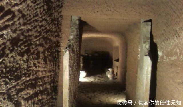 炸山发现青铜器,上报三次专家都说没古墓,最后上百件国宝被毁!