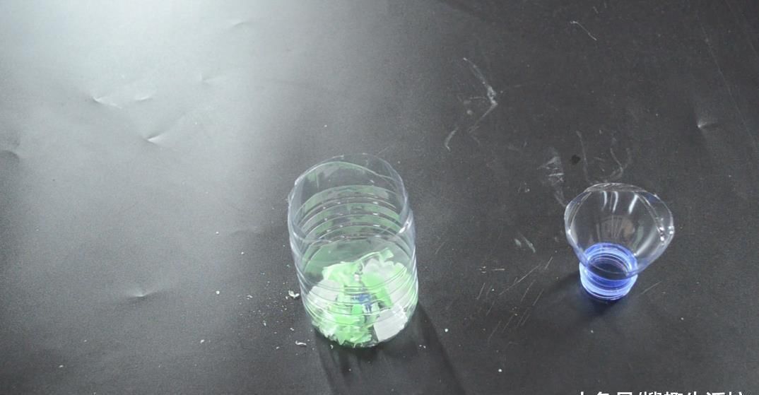 把冰糖和肥皂混合在一起, 解决了家家户户的难题, 简直太实用了