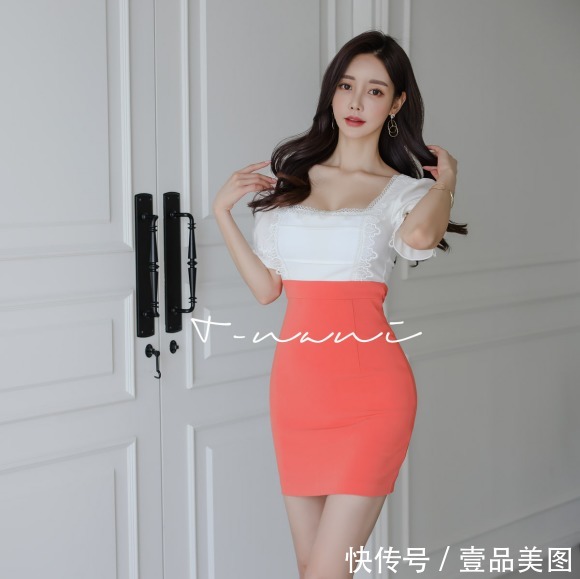 搭配|女神孙允珠时尚搭配:梦夏柑桔花香幽芬扇叶袖衣裙