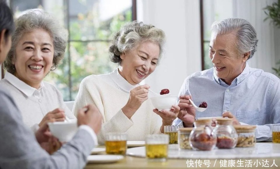 影响|60岁以后,还爱做4件事,寿命或受影响,劝你尽快改掉
