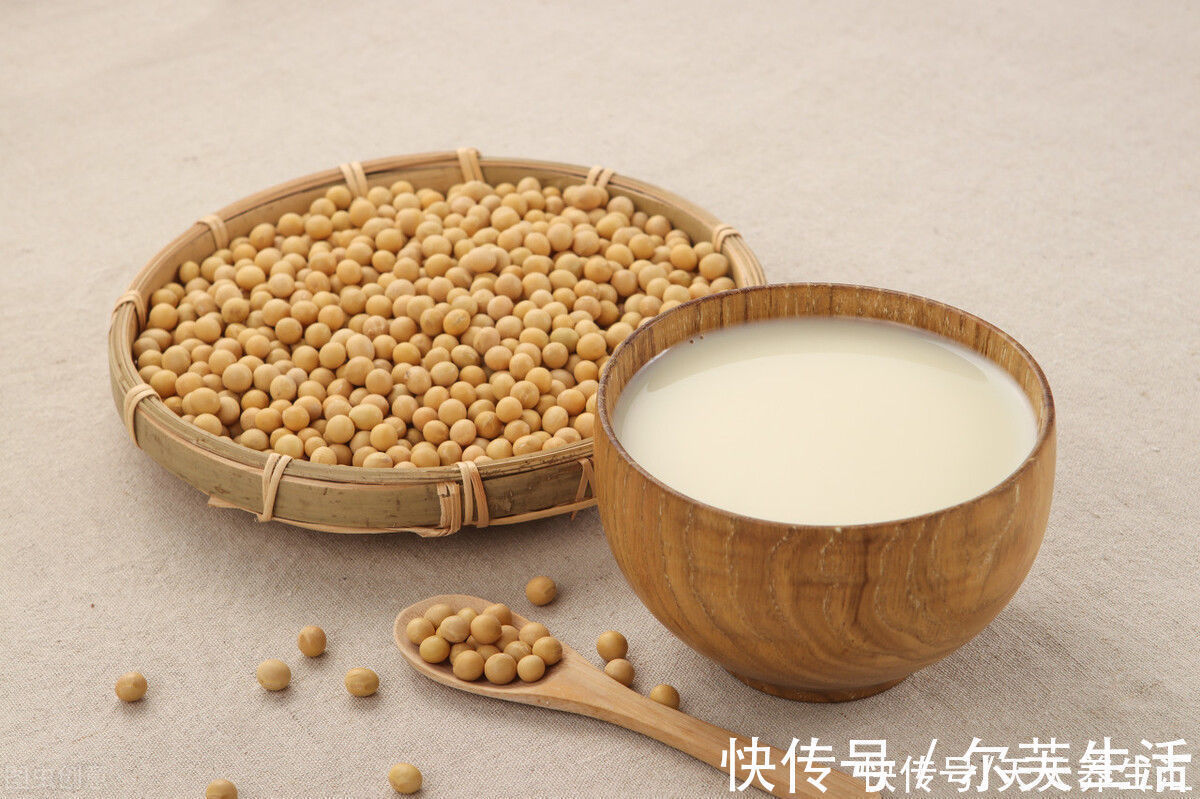 酸奶|老年人这样喝酸奶,比牛奶更有营养,促进消化吸收,更健康