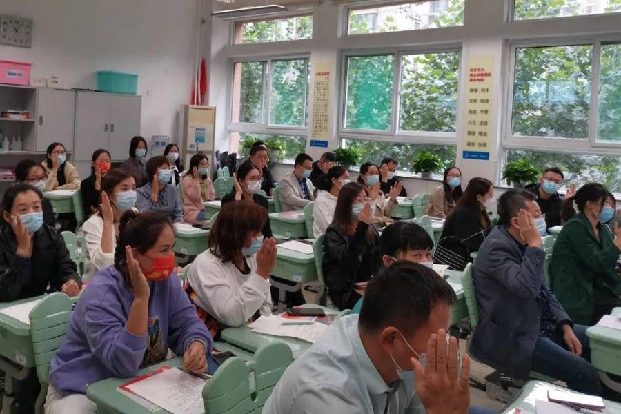 学校|家校同行 德润学校新生家长会来啦