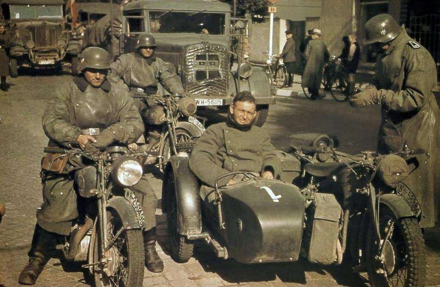 德国|二战输得最惨的并不是日本该国男人基本被打光,大街上全是女人