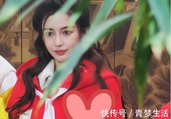 《奔跑吧9》陣容強(qiáng)大宋祖兒變村姑！baby小紅帽造型驚艷