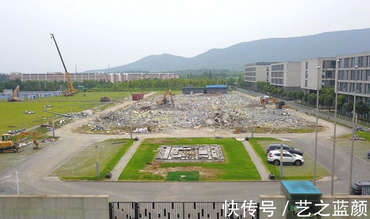 球員|細(xì)數(shù)中國人這幾年為足球燒的錢:中超16隊最貴引援紀(jì)錄一覽