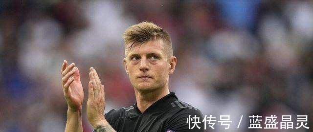 克罗斯|塔纳特称克罗斯有望回归意志军团,弗利克要看到福兰德的用处!