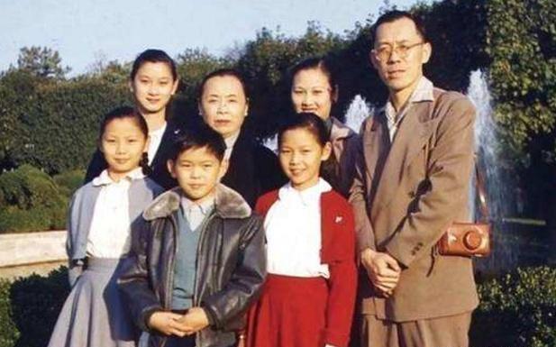 人生|张幼仪晚年,被侄女问爱不爱徐志摩,张幼仪的回答尽显人生大格局