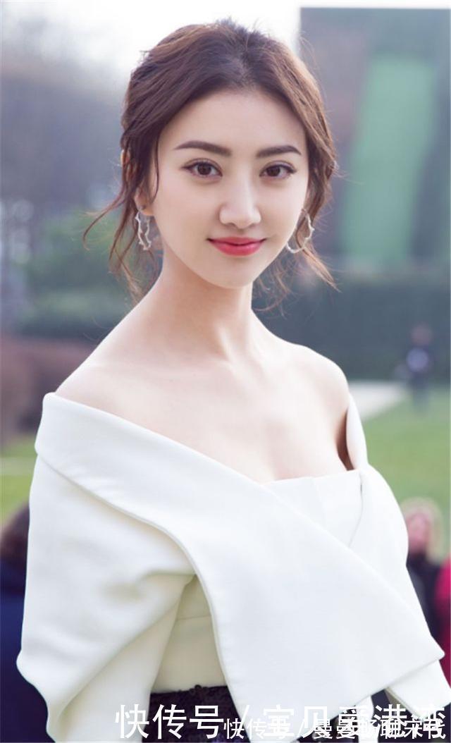 特征|你适合扎头发还是披头发有这3个特征的女生,尽量少披头发