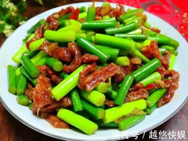 几道荤素搭配的家常菜,简单易做色泽诱人,看着就特有食欲