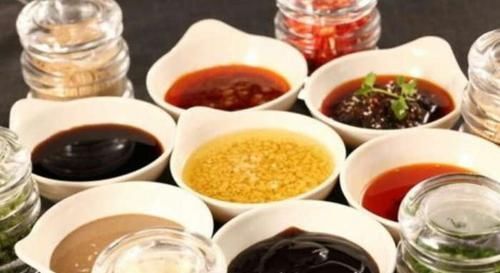 吃火锅|吃火锅时,这4种蘸料,店员不敢小看你,老板:定是个吃货