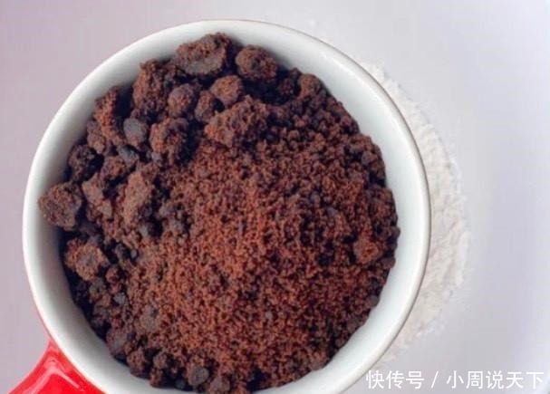 烤箱|一道自制的红糖糯米糕,软糯香甜,甜点制作可没你们想的那么复杂!