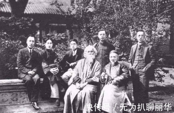 胡兰成@民国四大文人,个个文采都很出众,却是典型的渣男,见一个爱一个