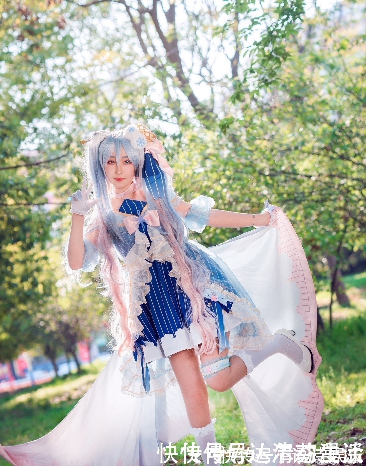 虚拟偶像|三组漂亮妹子COS的人气虚拟偶像“初音未来”还原度相当不错