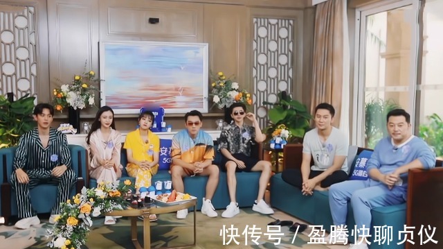 b《跑男》终于大换血,男多女少不和谐,baby失去C位被边缘