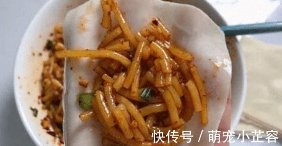 最近我爱上吃这个,包上馅蒸一蒸,10分钟出锅,皮薄馅又足,好吃