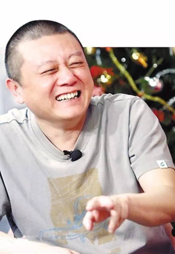 世人|王朔:人生这场戏我演砸了!王朔笑世人更笑自己,他至今孤身一人