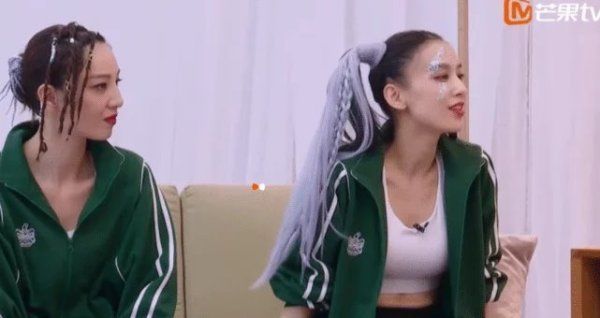 寧靜|黃圣依補位入選寧靜組,卻無意說出了靜姐最大爭議點,郁可唯的反應(yīng)亮了