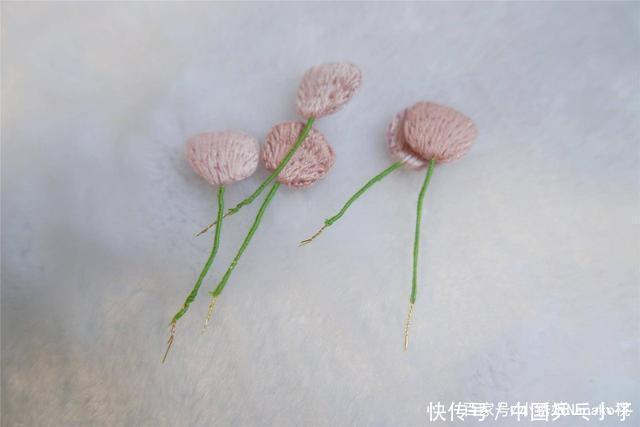 母亲节送给母亲的花朵,应让它从我们的手中盛开,康乃馨花朵教程