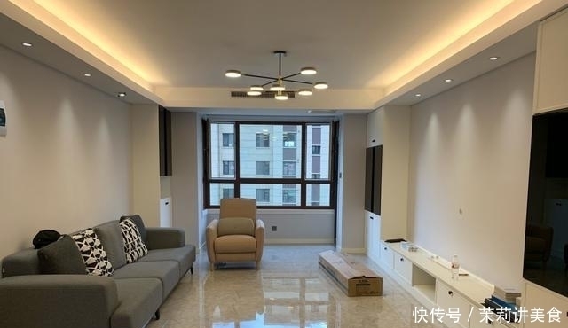 定制|新房装修完工,就差部分软装装饰,入户就被迷住了,宽敞又舒适