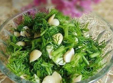 美食精选:辣豆腐丝,芹菜炒金针菇,凉拌茴香杏仁,红烧羊肉做法