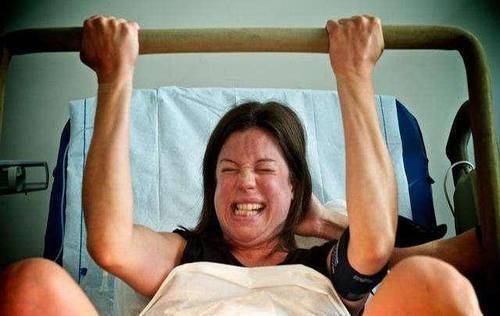 分娩|分娩时,有的产妇疼得要命时间长,有的产妇却时间短很轻松,究竟是什么原因?