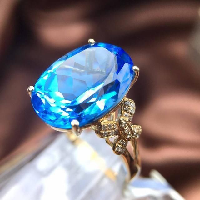 红宝石|宝石界的“双胞胎”外表难分辨,找特征看破绽,鉴别起来没问题