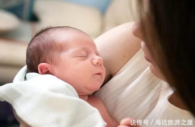 促进|照顾新生宝宝，遵循“两摸三不碰”原则，有助于促进其大脑发育