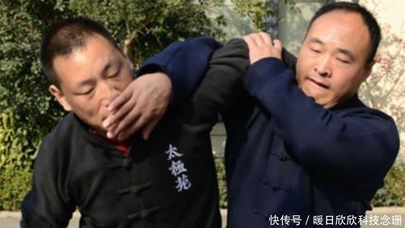 马云退休后,他的贴身保镖李天金,失去百万