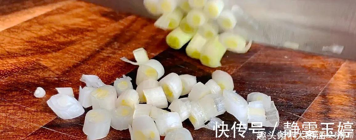 脆爽|炒蒜苔时，切记不要直接下锅炒，多加2步，蒜苔脆爽又入味