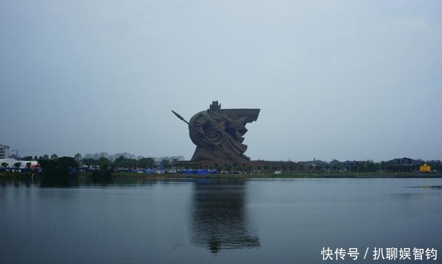 真的|关羽真的是被三国演义夸大了吗?其实真相很简单