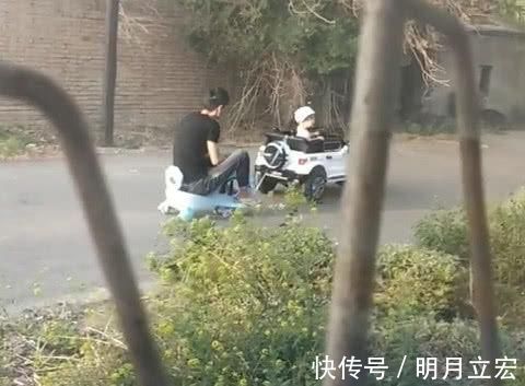 大顽童|“大顽童奶爸”被娃带着玩走红,宝宝:现在的大人可真难带